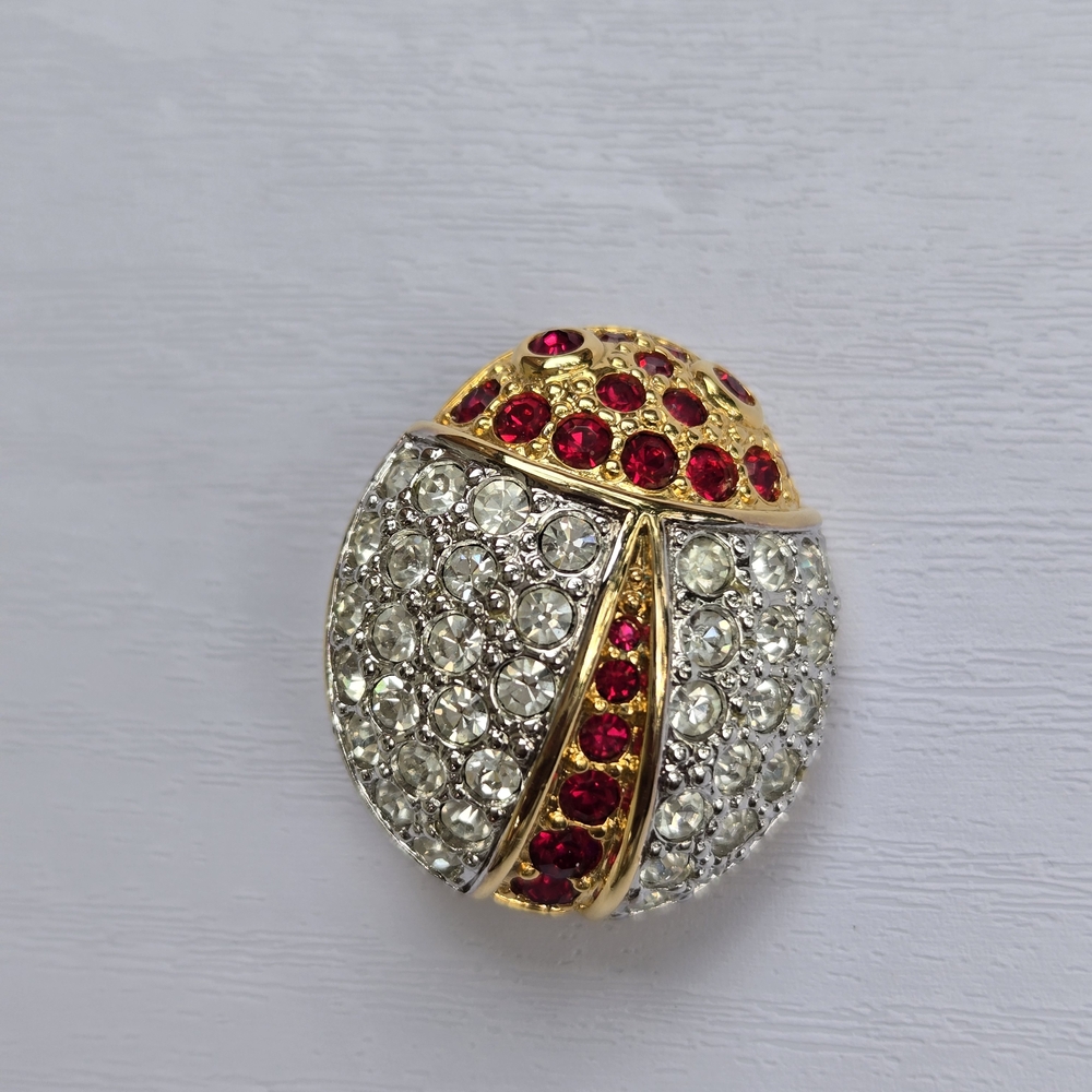 Elegant Bumblebee Gold and Red Crystal Brooch